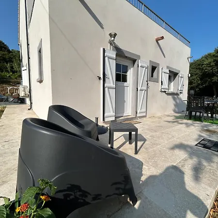 Casa Nustrali Апартаменты Алата