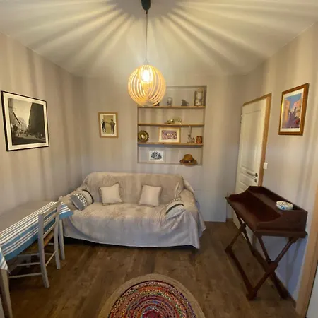Casa Nustrali Apartment *