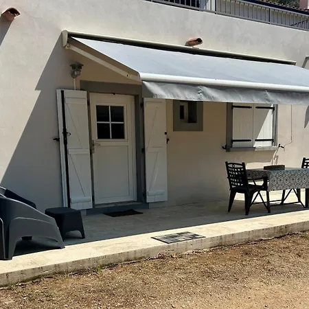 Apartmán Casa Nustrali Alata
